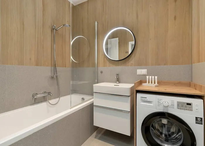 Elegant With Underground Parking And Balcony By Renters Prestige Apartment Danzig