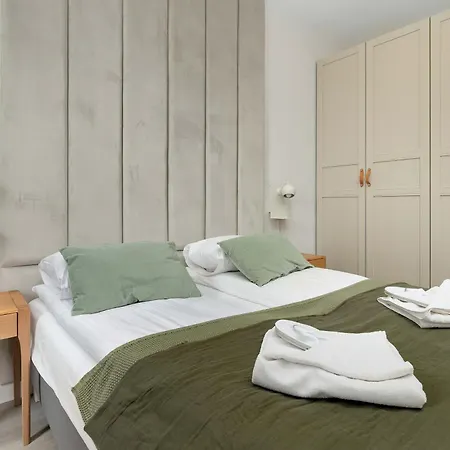 公寓 Elegant With Underground Parking And Balcony By Renters Prestige